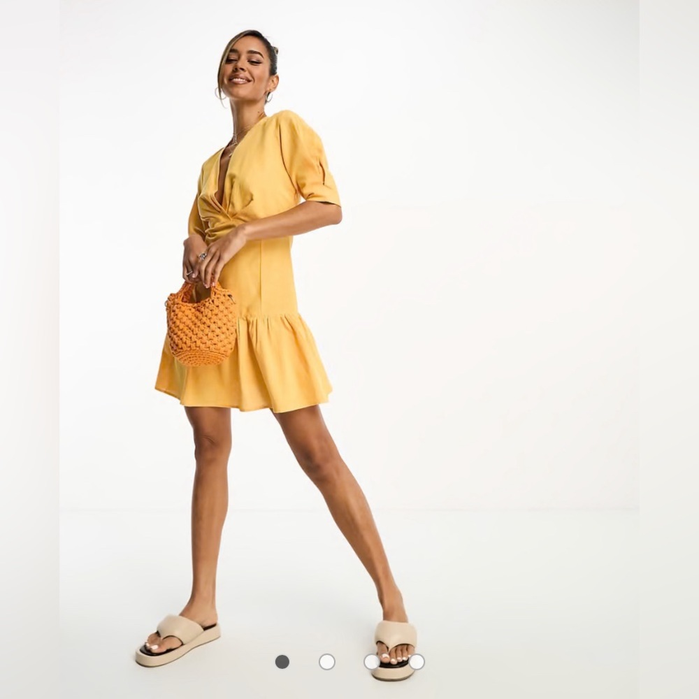 Mango puff sleeve mini dress in light orange/ size XS  🍊